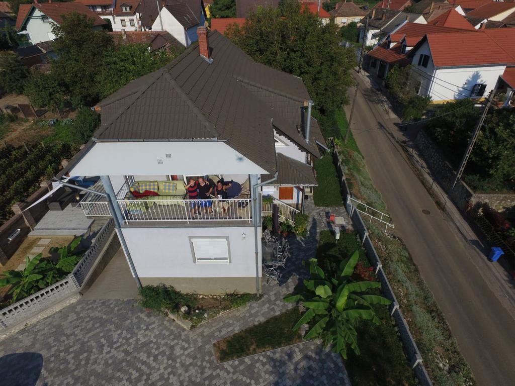 Szabo Vendeghaz Hotel Villany Exterior photo